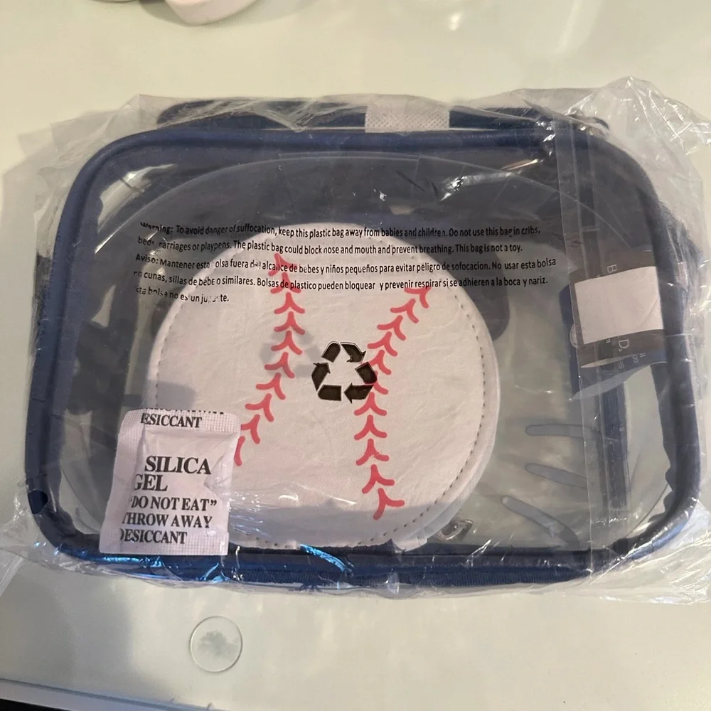 Hello Kitty Clear LA Dodgers Bag - Blue and Red - Picture 2 of 4